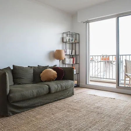 Beautiful With Balcony Near Sacre-coeur Apartment Paris